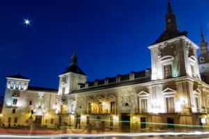 Madrid by night - Plaza de la Villa Madrid by night - Plaza de la Villa